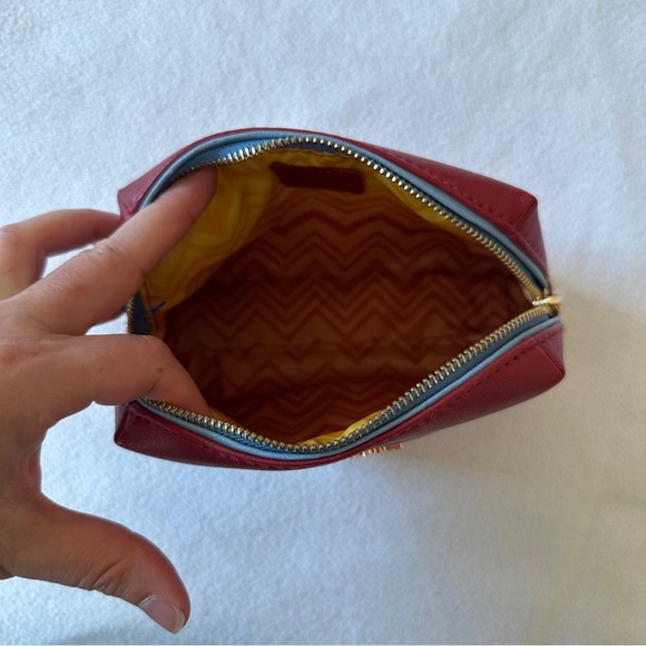 Missoni Cosmetic Bag Pouch Red Saudi Airlines NEW - Picture 7 of 14